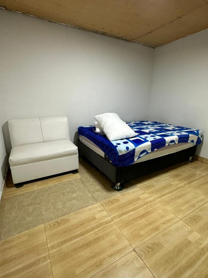 Inti Raymi Habitacion Privada B&B Backpakers อัวรัซ ภายนอก รูปภาพ